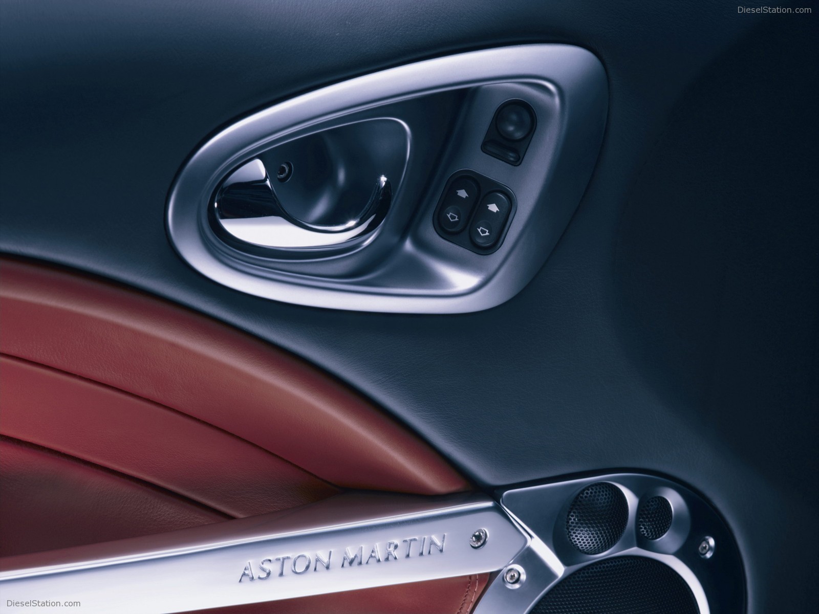 Aston Martin Vanquish V12 S